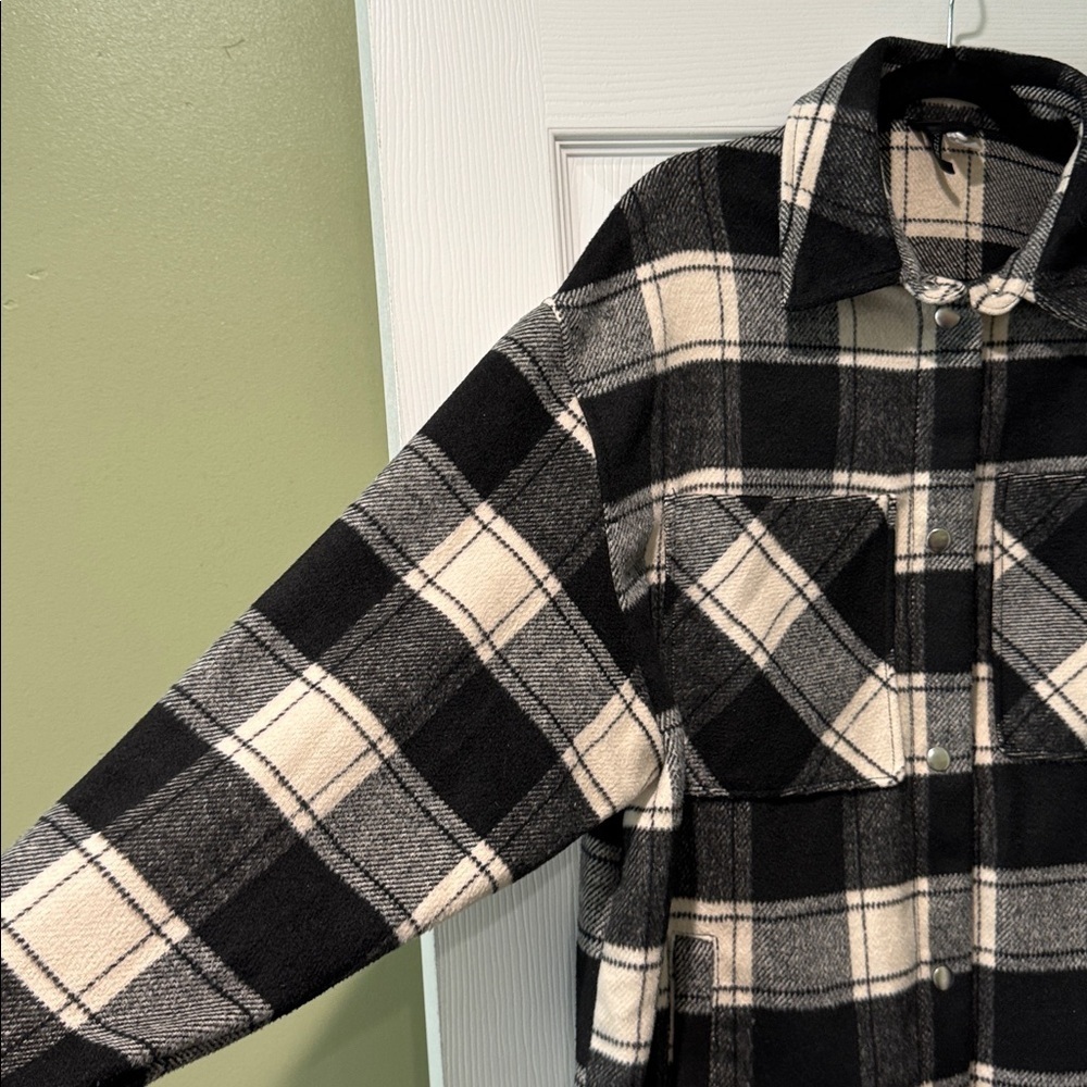 Divided By H&M Shacket - Picture 4 of 12